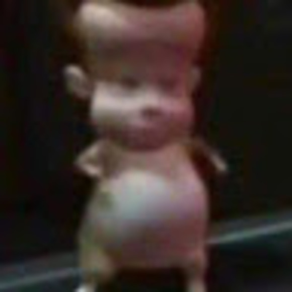 Meet your Posher, Ariel - Picture 1 of 1